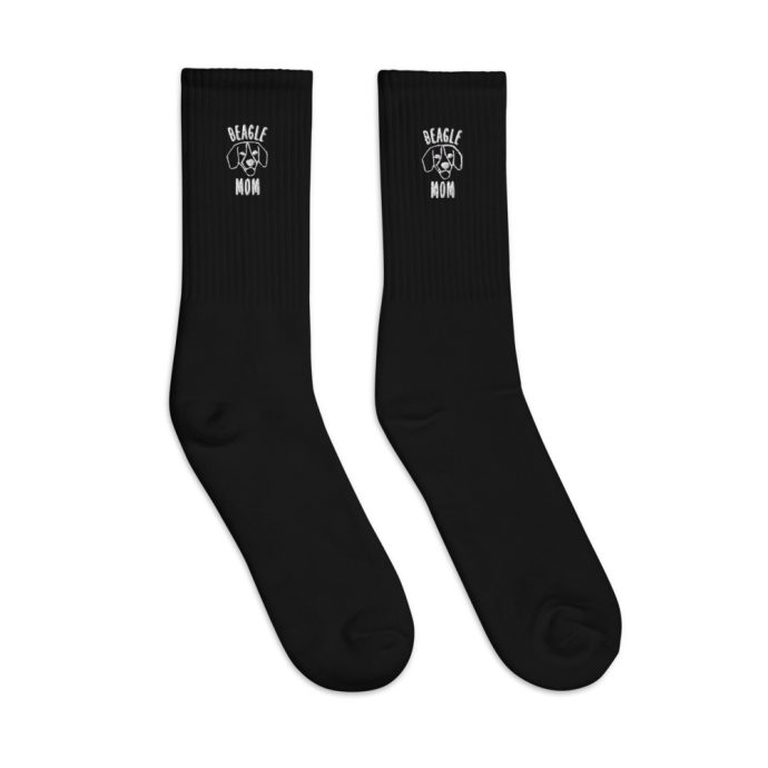 black beagle mom silhouette socks right view
