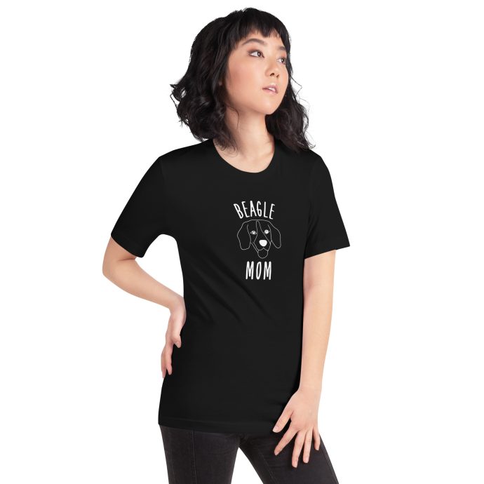 black beagle mom silhouette t-shirt right front view